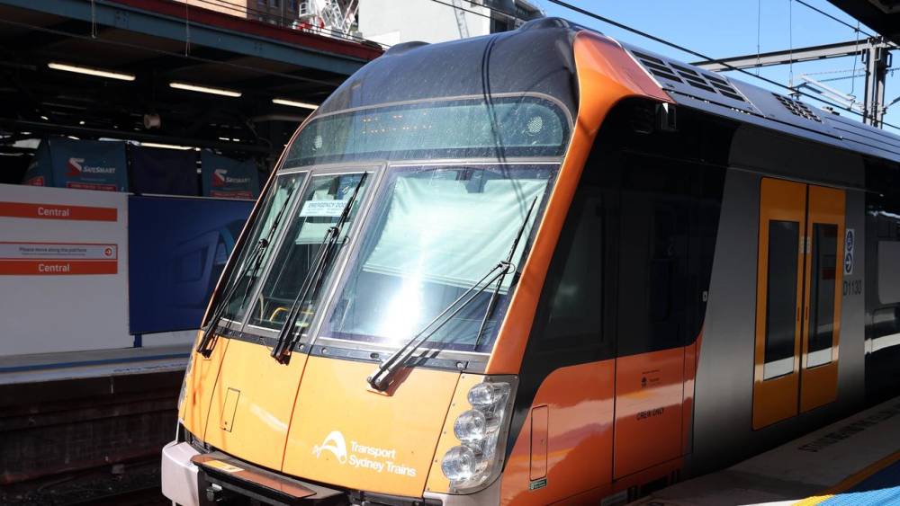 पीक ऑवर ट्रेन में महिला से अश्लील हरकत, केलीविले का व्यक्ति गिरफ्तार