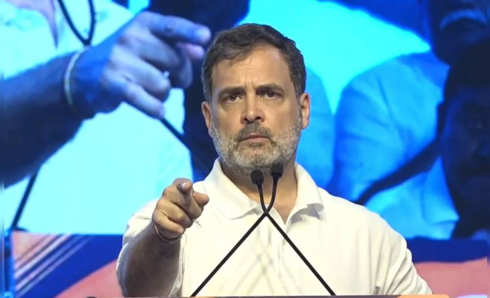 बिहार में राहुल गांधी की 'वोटर अधिकार यात्रा' की शुरुआत