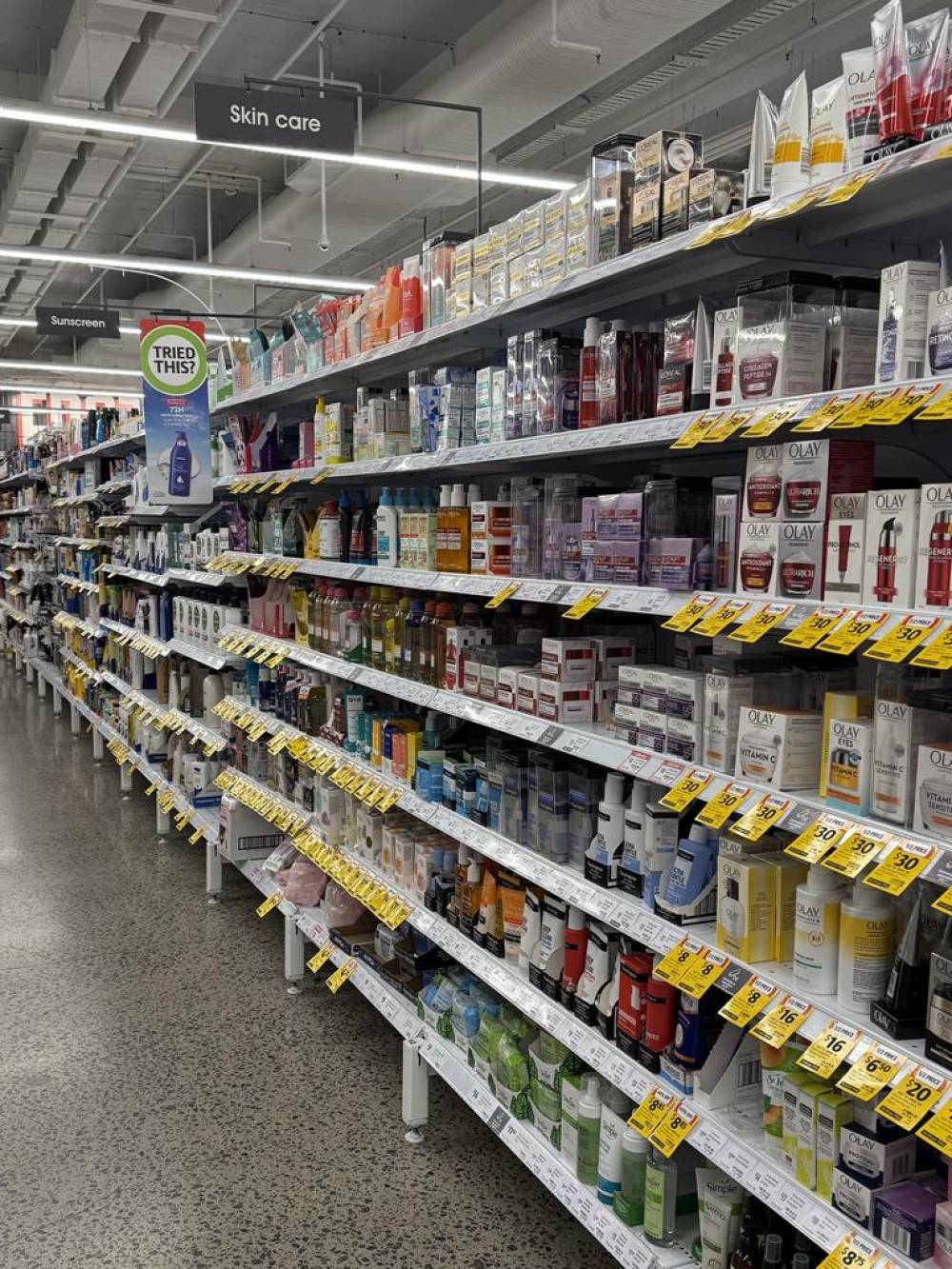 कॉलेस में बिकने वाला $20 का ब्यूटी प्रोडक्ट, सेक्स वर्कर के चौंकाने वाले इस्तेमाल से वायरल