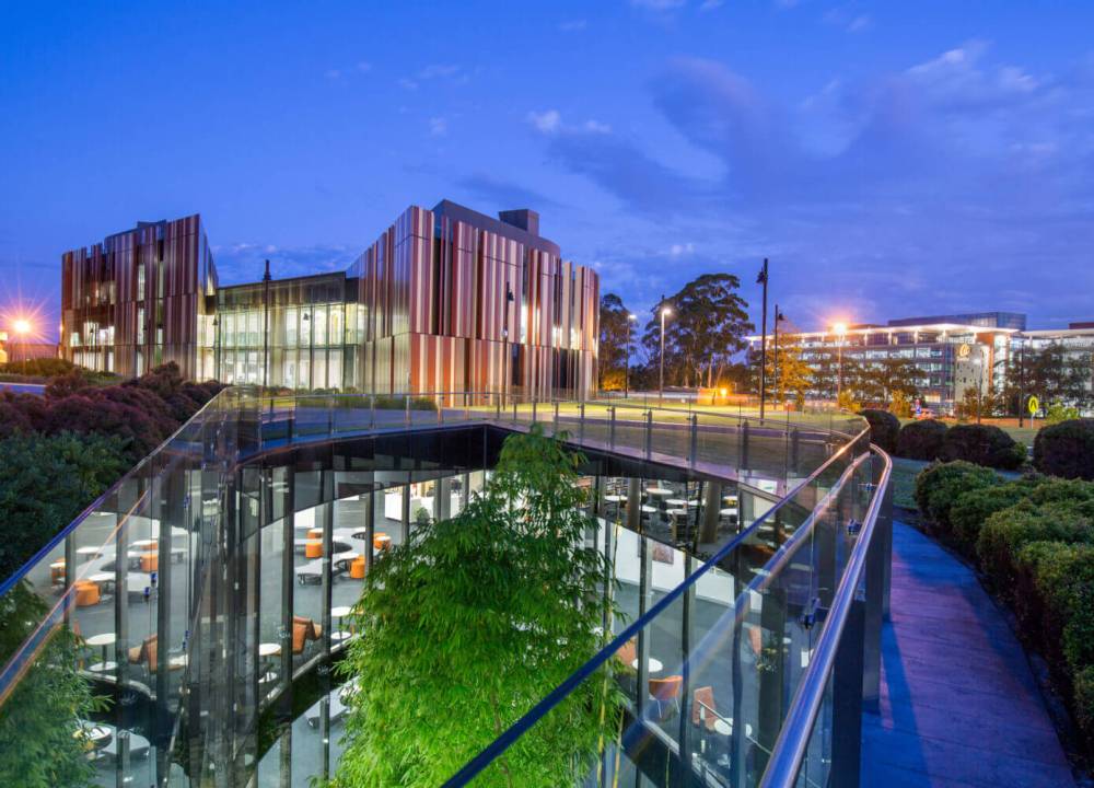 समलैंगिक छात्र का मैक्वेरी यूनिवर्सिटी के खिलाफ भेदभाव का मामला खारिज