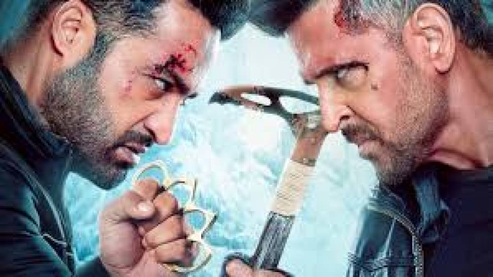 वॉर 2 की रफ्तार थमी, बॉक्स ऑफिस पर फ्लॉप होने का खतरा