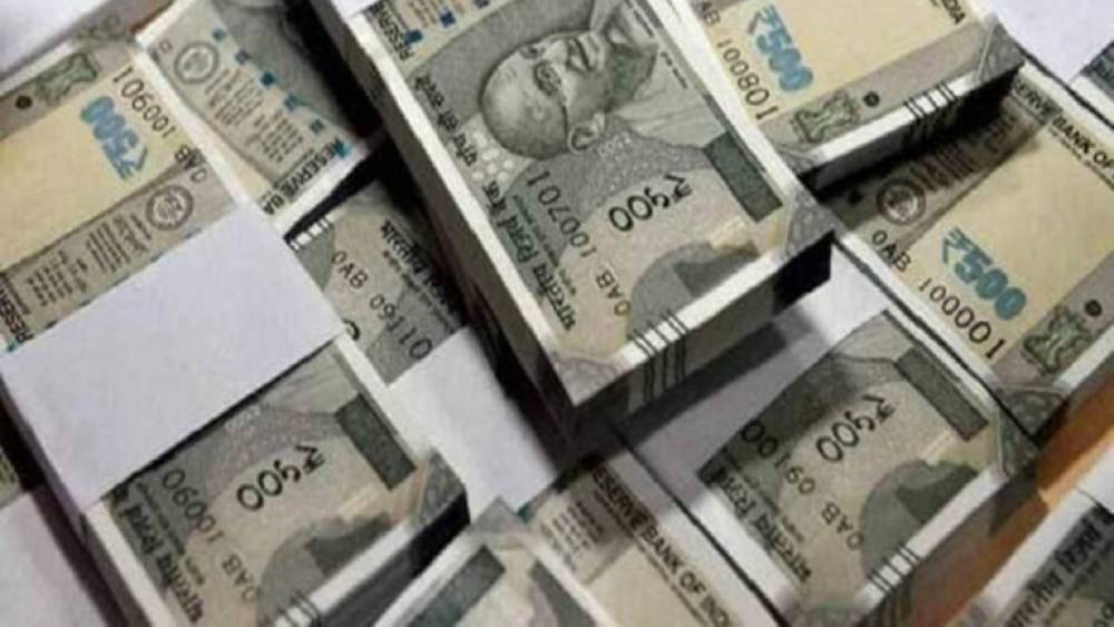 44 प्लॉट, 1 किलो सोना, 2 किलो चांदी, सवा करोड़ का बैंक बैलेंस: सरकारी अफसर की अकूत संपत्ति से हड़कंप