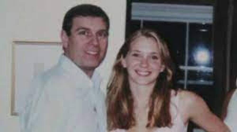 घिसलेन मैक्सवेल का चौंकाने वाला दावा: प्रिंस एंड्रयू और वर्जीनिया गिउफ्रे का विवादित फोटो नकली