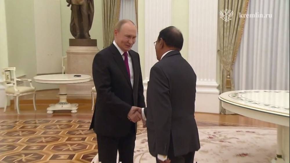 पुतिन से मिले डोभाल: ट्रंप की टैरिफ धमकियों के बीच रूस-भारत ने दिखाई रणनीतिक एकजुटता