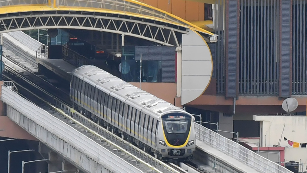 2 घंटे का सफर अब सिर्फ 45 मिनट में: बेंगलुरु को मिली नम्मा मेट्रो की येलो लाइन की सौगात