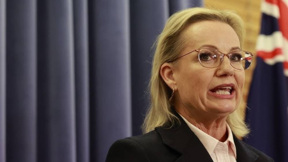 संसद में सवालों से बचने पर विपक्ष का वार – सूसान ले का आरोप: "लेबर पार्टी ने जनता को निराश किया"