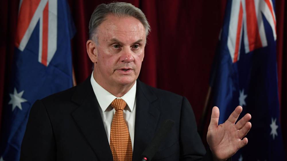 मार्क लेथम द्वारा महिला सांसदों की कथित फोटो साझा करना अस्वीकार्य: शार्प ने जताई कड़ी निंदा