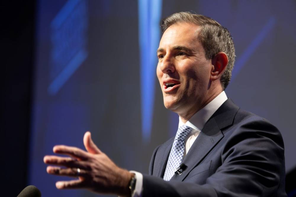 टैक्स बढ़ोतरी पर ट्रेज़री की सलाह उजागर होने के बाद लेबर पार्टी बचाव की मुद्रा में