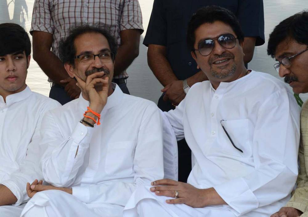 महाराष्ट्र की सियासत में नया मोड़? 20 साल बाद एक मंच पर आएंगे ठाकरे बंधु, शरद पवार और कांग्रेस ने बनाई दूरी