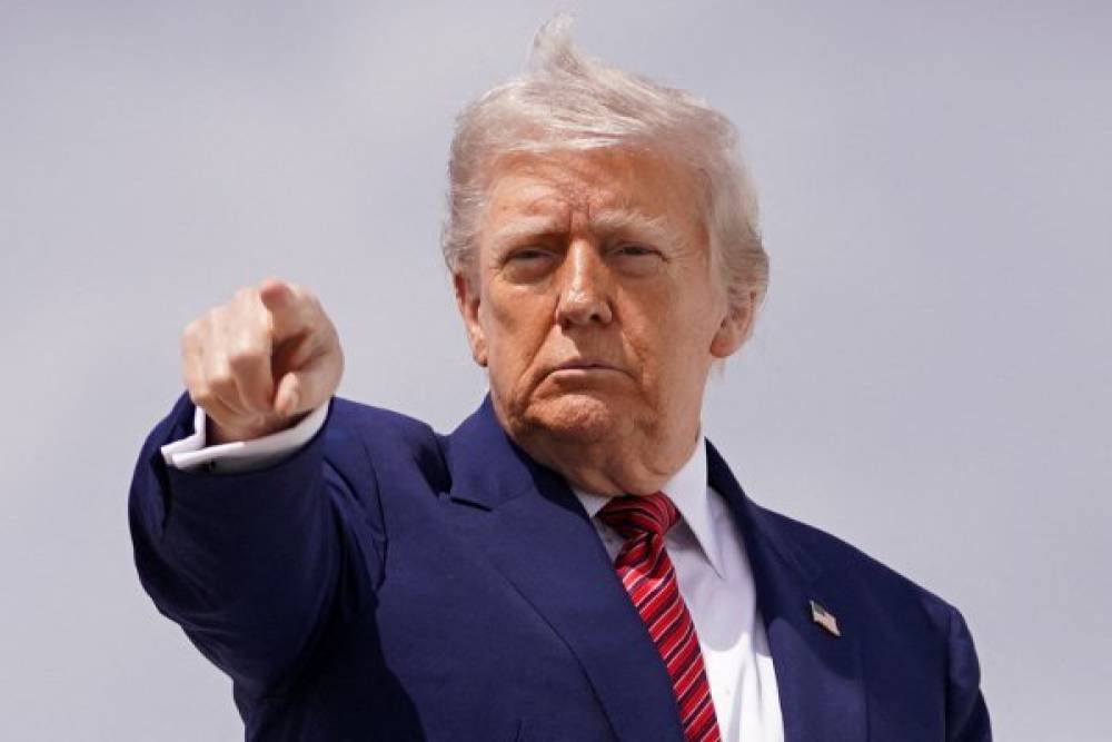 अमेरिका का मुनीर प्रेम: हाइपरसोनिक मिसाइलों के साये में नोबेल का सपना देख रहे ट्रंप