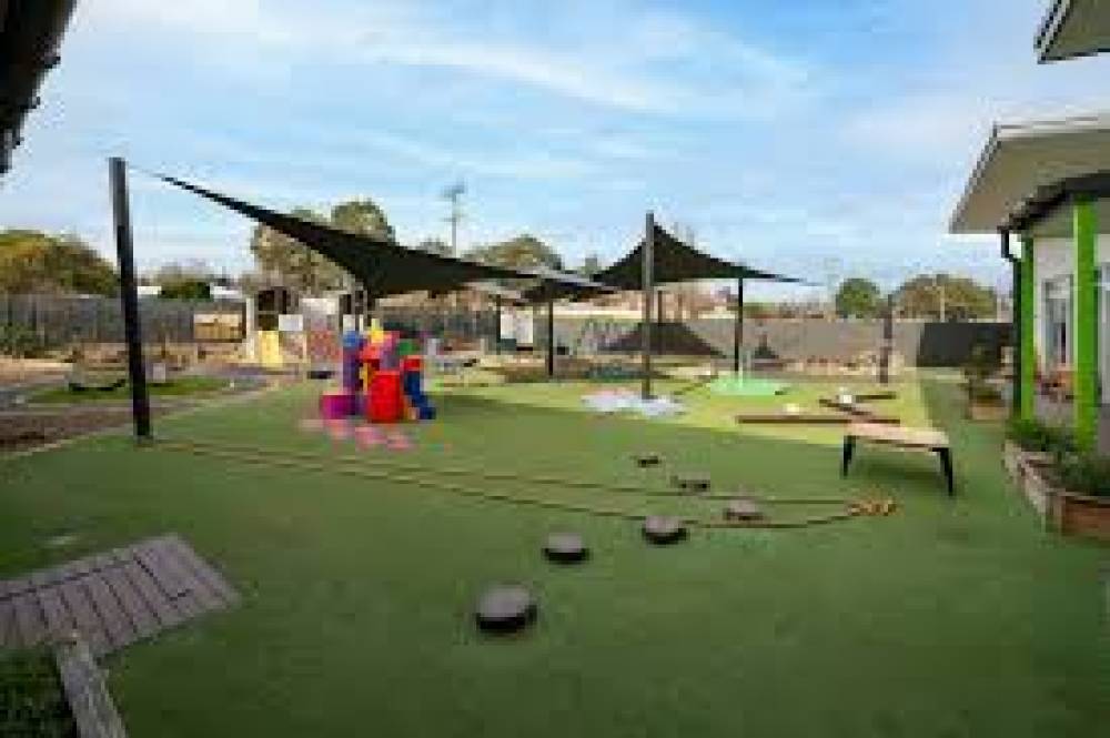 ऑस्ट्रेल का बदलता चेहरा: मस्जिद, चाइल्डकेयर सेंटर और ट्यूशन हब की योजना