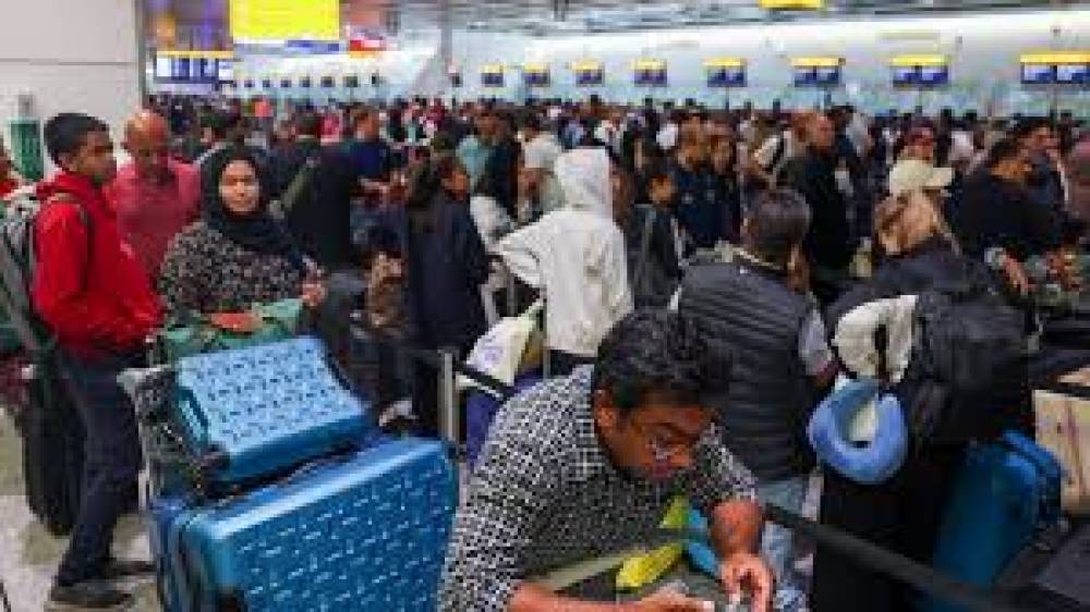 यूरोप के हवाईअड्डों पर साइबर हमला, उड़ानों में बाधा