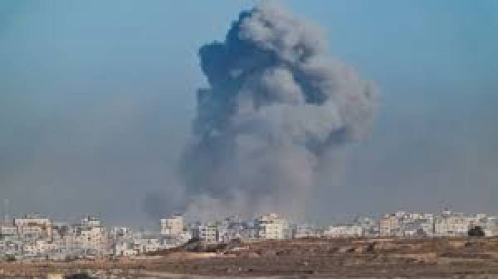 गाज़ा में ज़मीनी हमला शुरू, इज़रायली रक्षा मंत्री बोले – "गाज़ा जल रहा है"