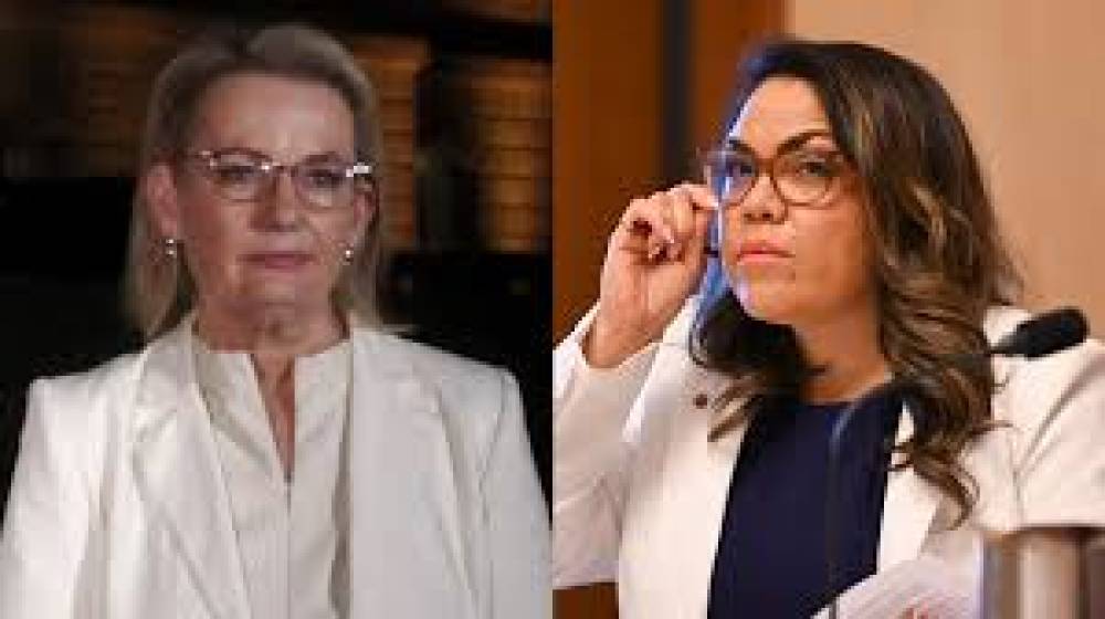 लिबरल पार्टी में घमासान: जैसिंटा प्राइस फ्रंटबेंच से बाहर, सुसान ले की नेतृत्व पर उठे सवाल