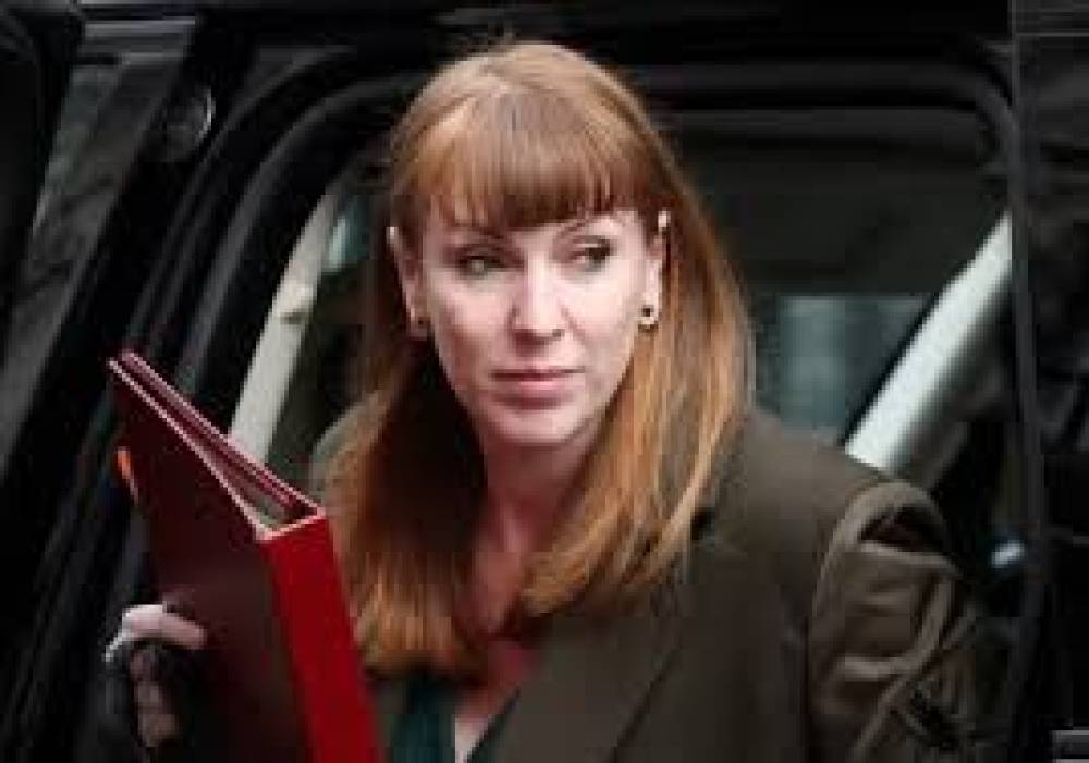 टैक्स और प्रॉपर्टी घोटाले में फंसे ब्रिटेन के डिप्टी पीएम, फ़राज़ को मिला पॉपुलिस्ट बढ़ावा