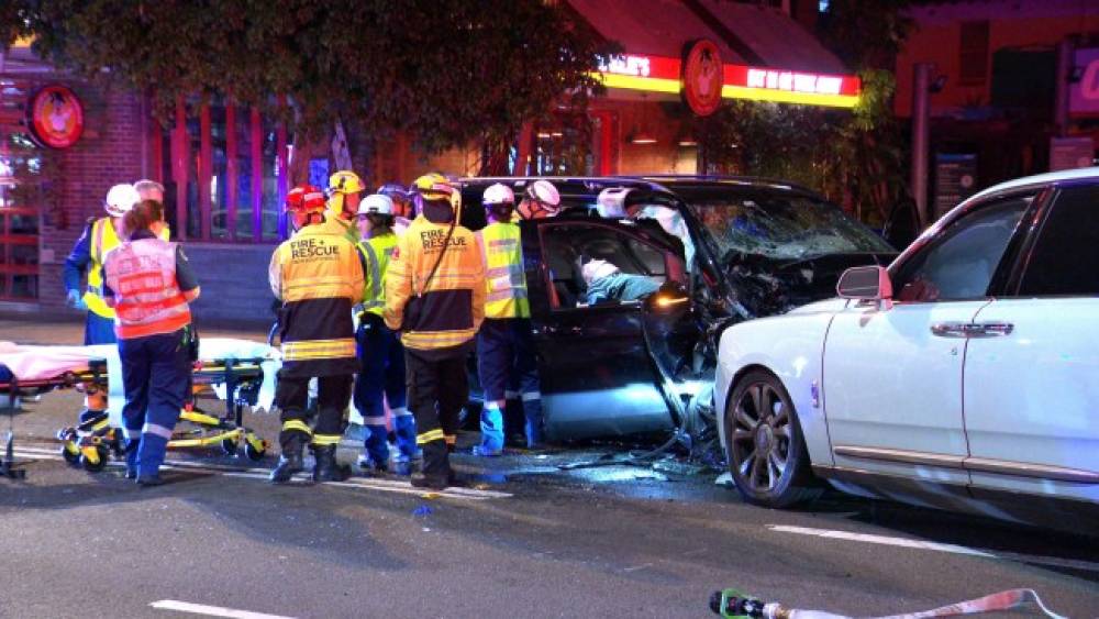 रोल्स-रॉयस हादसे में फंसी चीनी उत्तराधिकारी