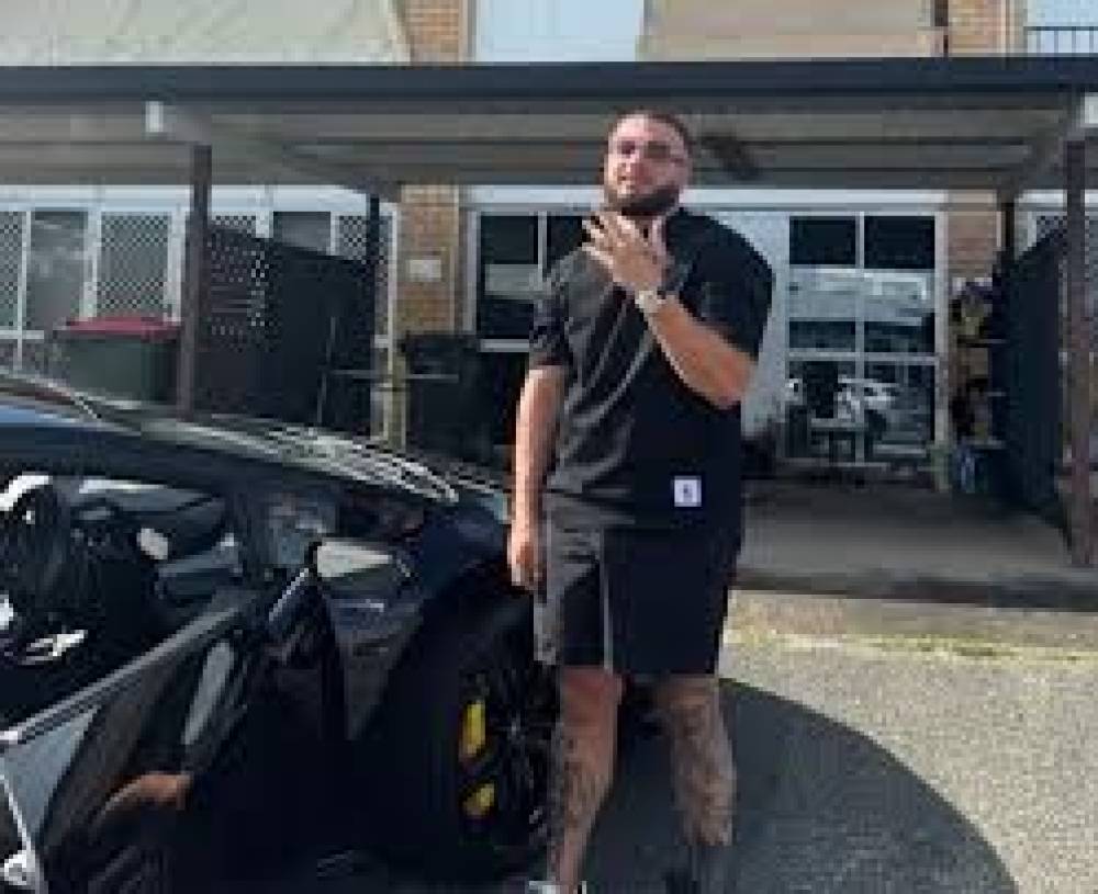 सिडनी में लक्ज़री रैपर अली "ए हंचो" के घर पर गोलियों की बौछार